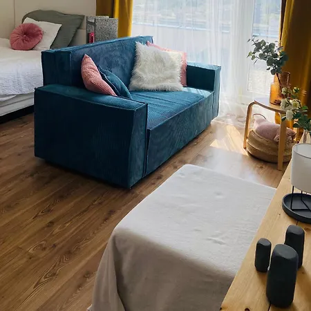 Cozy On The Roof, Next To Incheba Expo